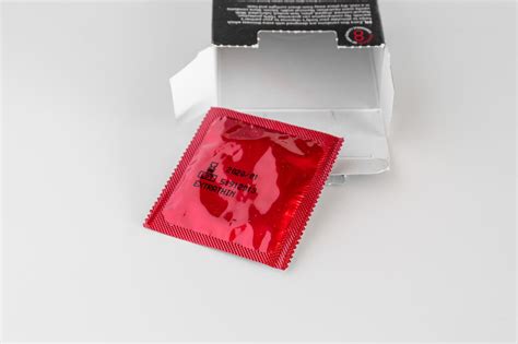 Blowjob ohne Kondom gegen Aufpreis Hure Gries